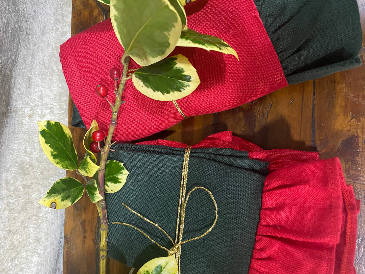 Christmas Irish Linen Ruffle Napkin